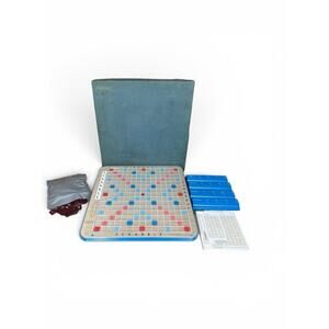 Vtg SCRABBLE Deluxe Edition 1977 Rotating Turn Table Selchow & Righter 96 Tiles